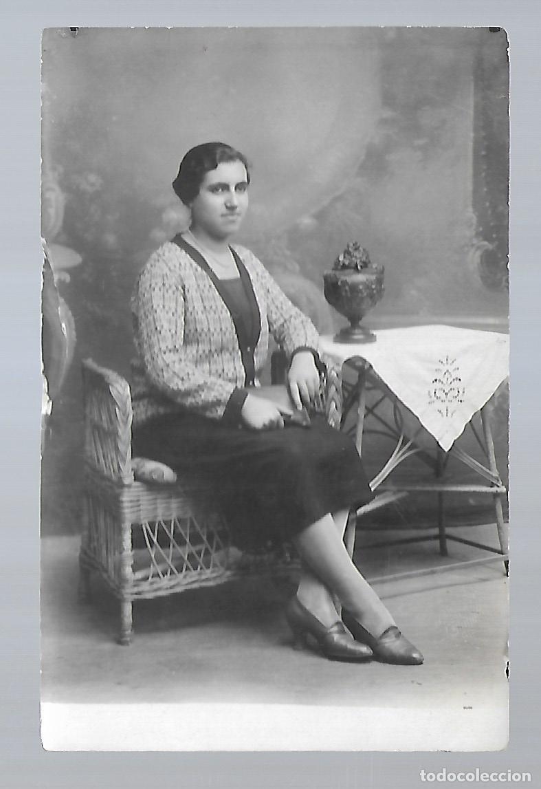 Fotografia antica: M33- ANTIGUA FOTOGRAFIA - UNA DAMA EN UN SILLON - FOTO - MORENO -VILLASIA - DE LOS A&Ntilde;OS 20