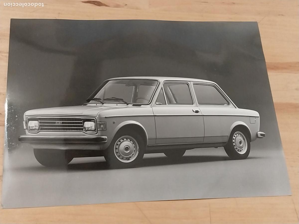 Fotograf&iacute;a antigua: FIAT 128 SPECIAL 2 PUERTAS PORTE FOTO PRESS ORIGINAL 23,5X17CMS AUTOMOCION COCHES