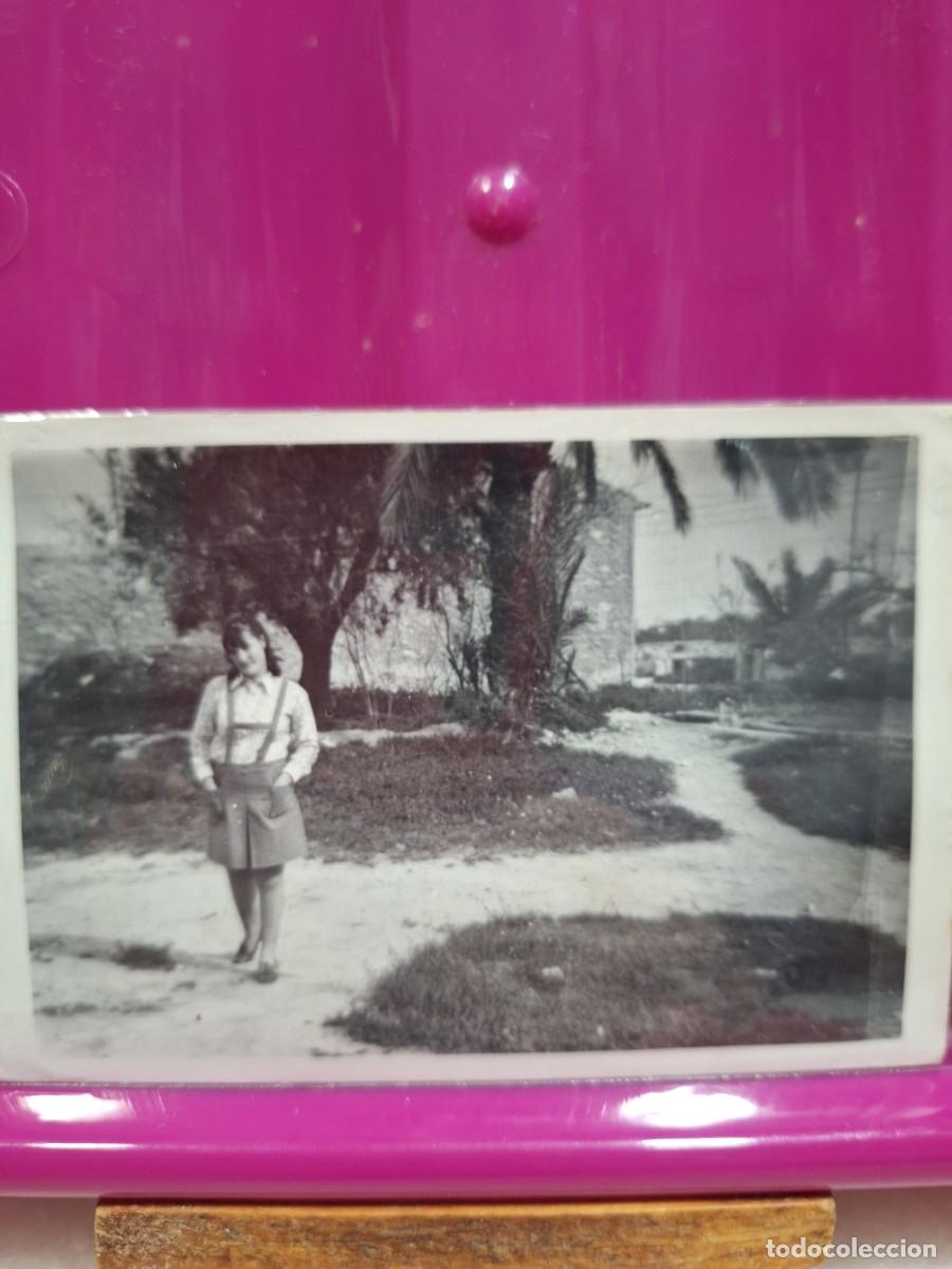Fotograf&iacute;a antigua: Antigua fotograf&iacute;a , joven posando.