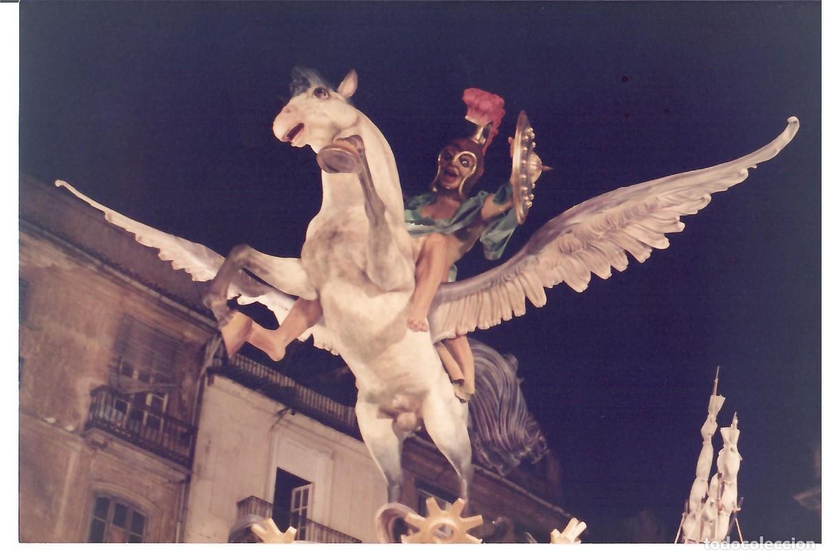 Fotograf&iacute;a antigua: FALLA PLAZA MERCED A&Ntilde;O 1989 - Foto 1