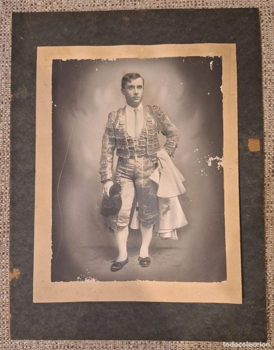 Fotograf&iacute;a antigua: Retrato antiguo de torero &ndash; Fotograf&iacute;a de estudio (circa 1900)
