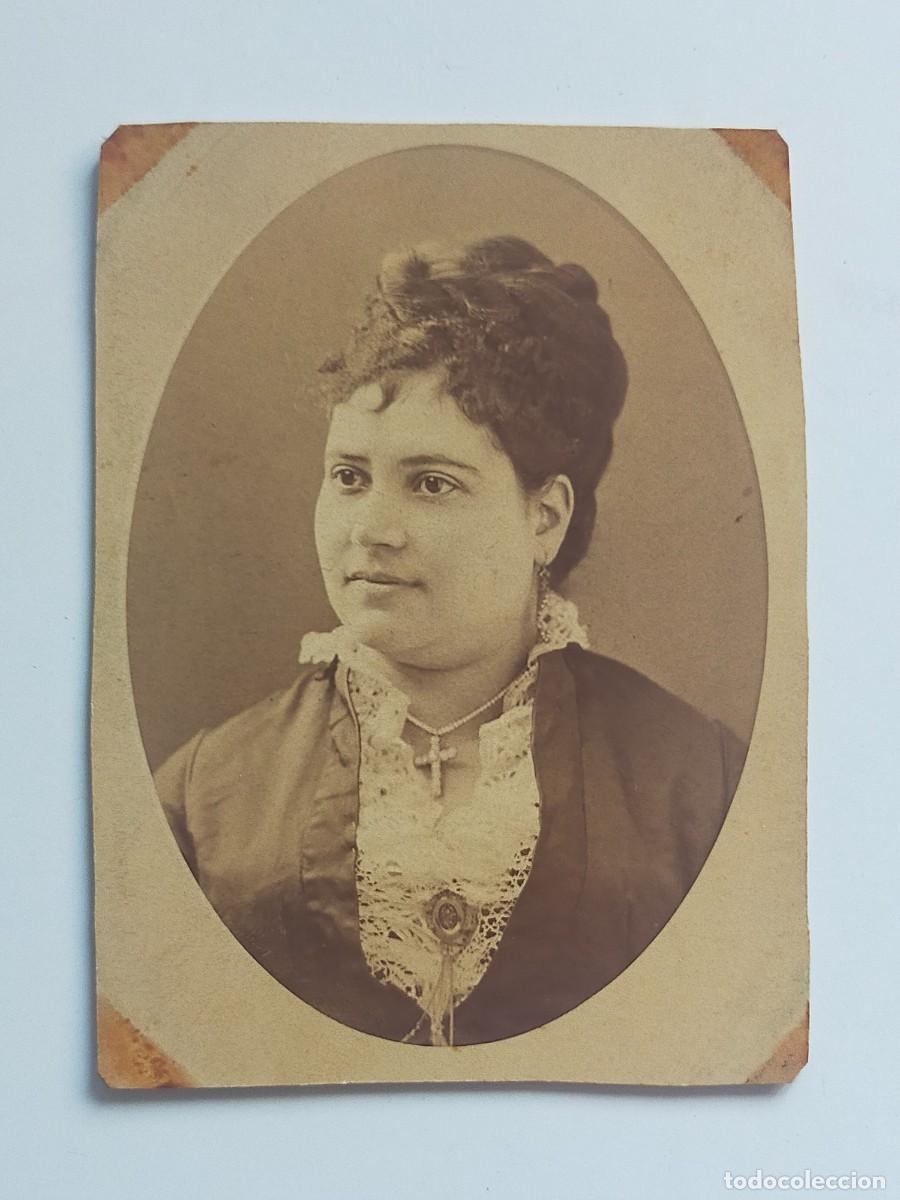 Fotograf&iacute;a antigua: Antigua Fotograf&iacute;a - Dama - Fot&oacute;grafo J. A. SUAREZ y Cia (La Habana, Cuba) - Siglo XIX