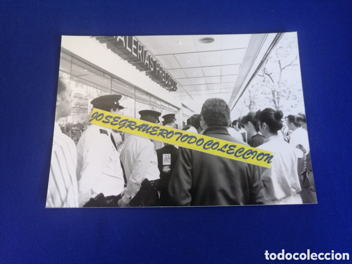 Fotografia antica: HUELGA GENERAL 28 MAYO A&Ntilde;O 1992 SINDICALISTAS -VALENCIA - GALER&Iacute;AS PRECIADOS -POLICIAS FOTOGRAF&Iacute;A