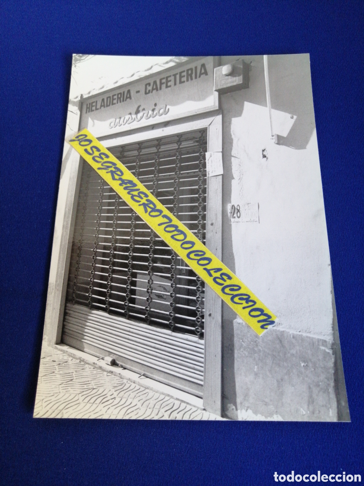 Fotografia antica: HUELGA GENERAL 28 MAYO A&Ntilde;O 1992 -VALENCIA -CIERRE LOCAL CAFETER&Iacute;A AUSTRIA POR SINDICALISTAS