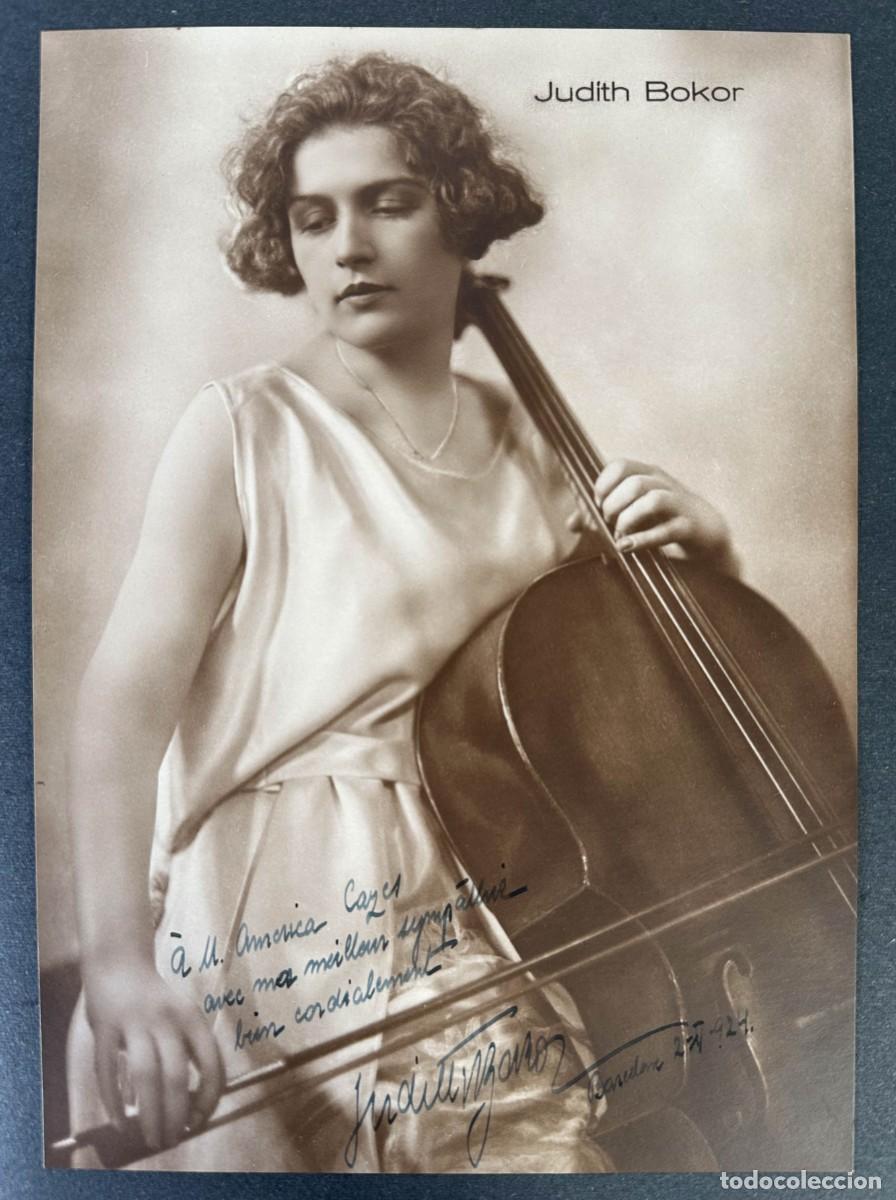 Fotograf&iacute;a antigua: Fotograf&iacute;a de Judith Bokor, violonchelista - dedicada y firmada por ella en 1924