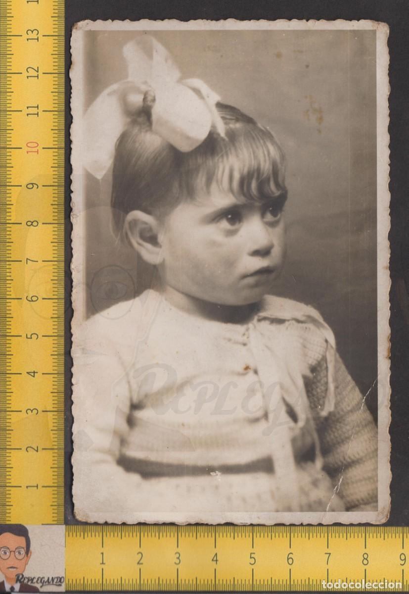 Fotografia antiga: RETRATO NI&Ntilde;A SERIA GRANDES OJOS Y LAZO EN PELO - FOTO ANTIGUA ESTUDIO A&Ntilde;OS 40/50 - INFANCIA ESPA&Ntilde;A