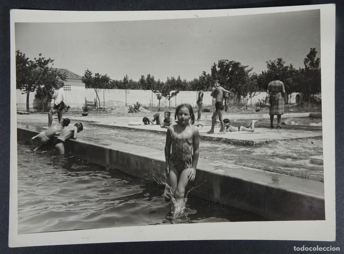 Fotografia antiga: ANTIGUA FOTOGRAF&Iacute;A , NI&Ntilde;A EN LA PISCINA, VER FOTOS