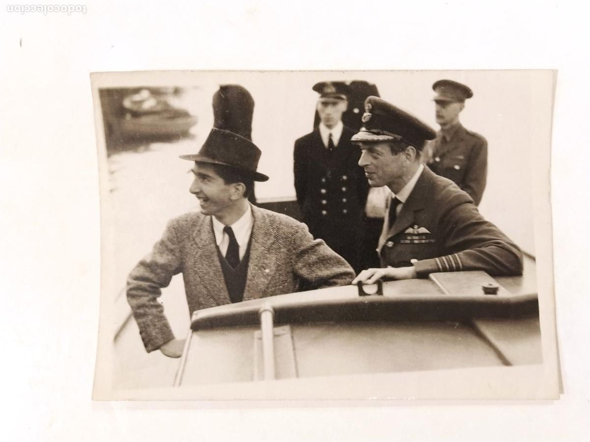 Fotograf&iacute;a antigua: KING PETER OF JUGOSLAVIA ARRIVES IN ENGLAND - FOTOGRAFIA ANTIGUA -(21)