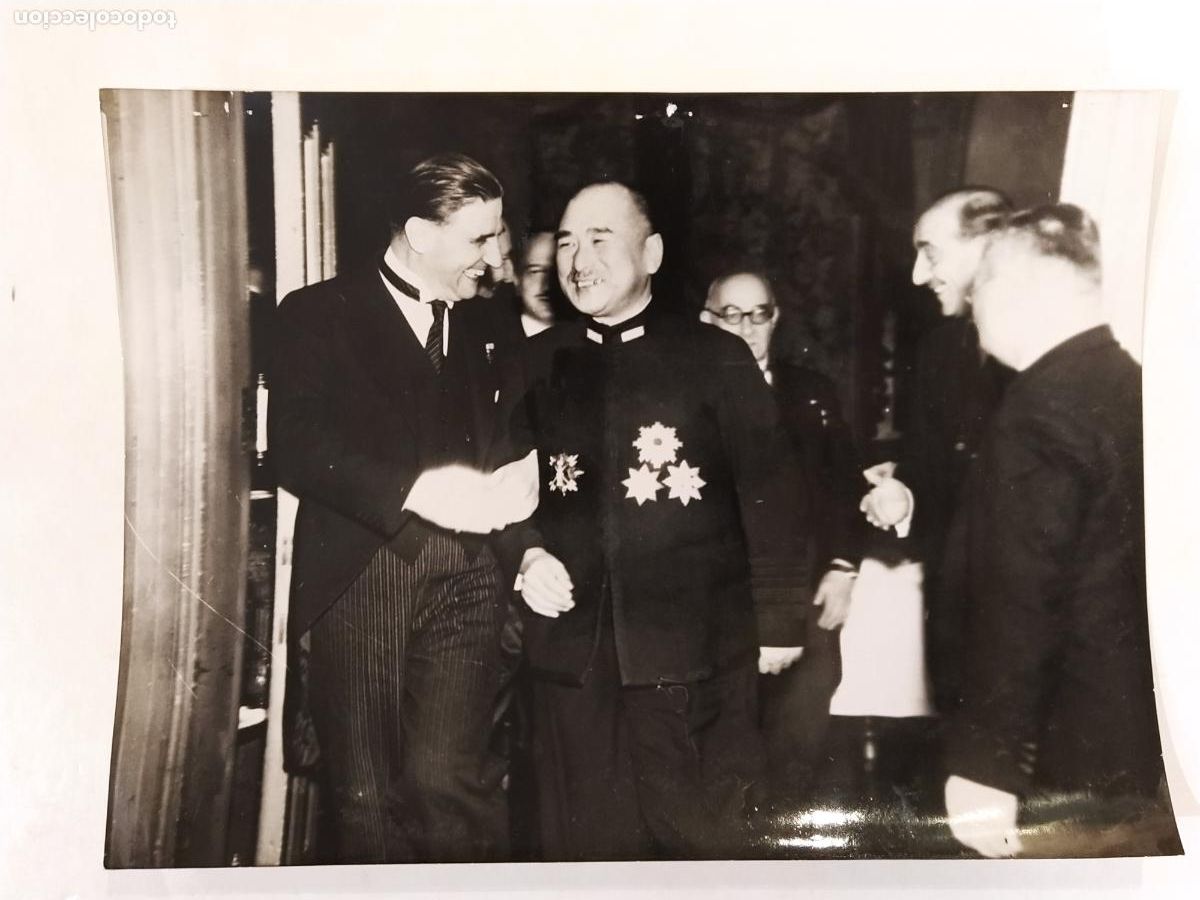 Fotograf&iacute;a antigua: MINISTRO JAPONES CON EL MINISTRO RUMANO BAGULESCO - FOTOGRAFIA ANTIGUA -(26)