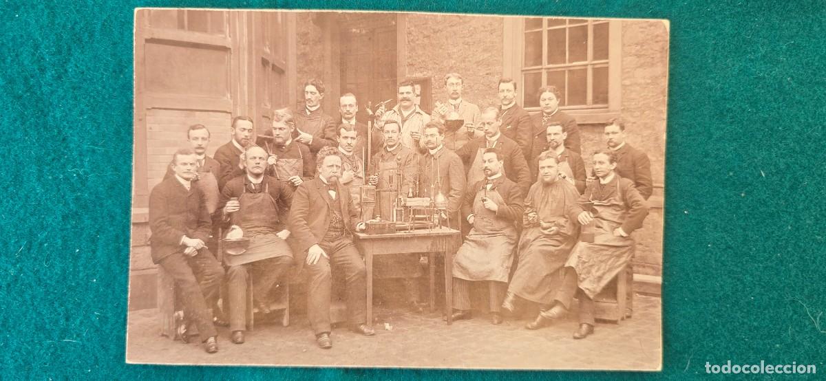 Fotografia antiga: FOTOGRAFIA TRABAJADORES DE FABRICA