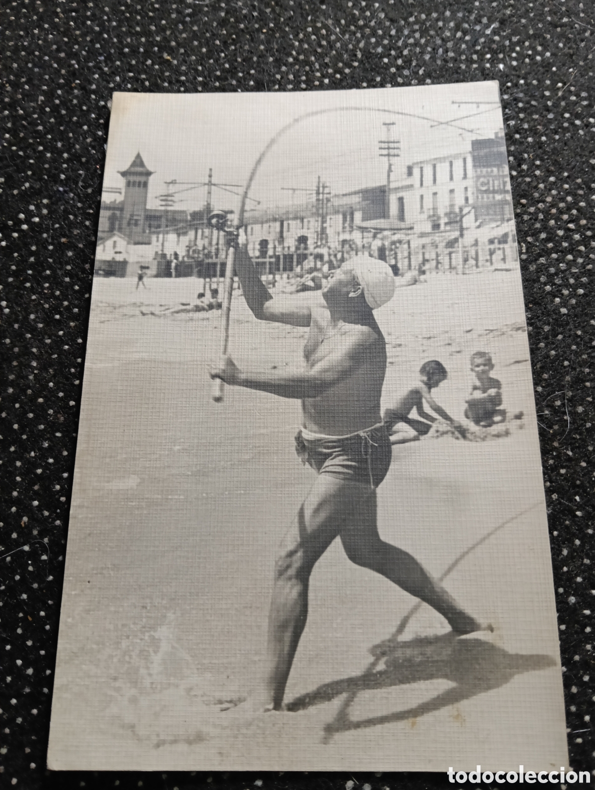 Antique Photography: 1955 Fotograf&iacute;a de una playa de Catalunya a investigar
