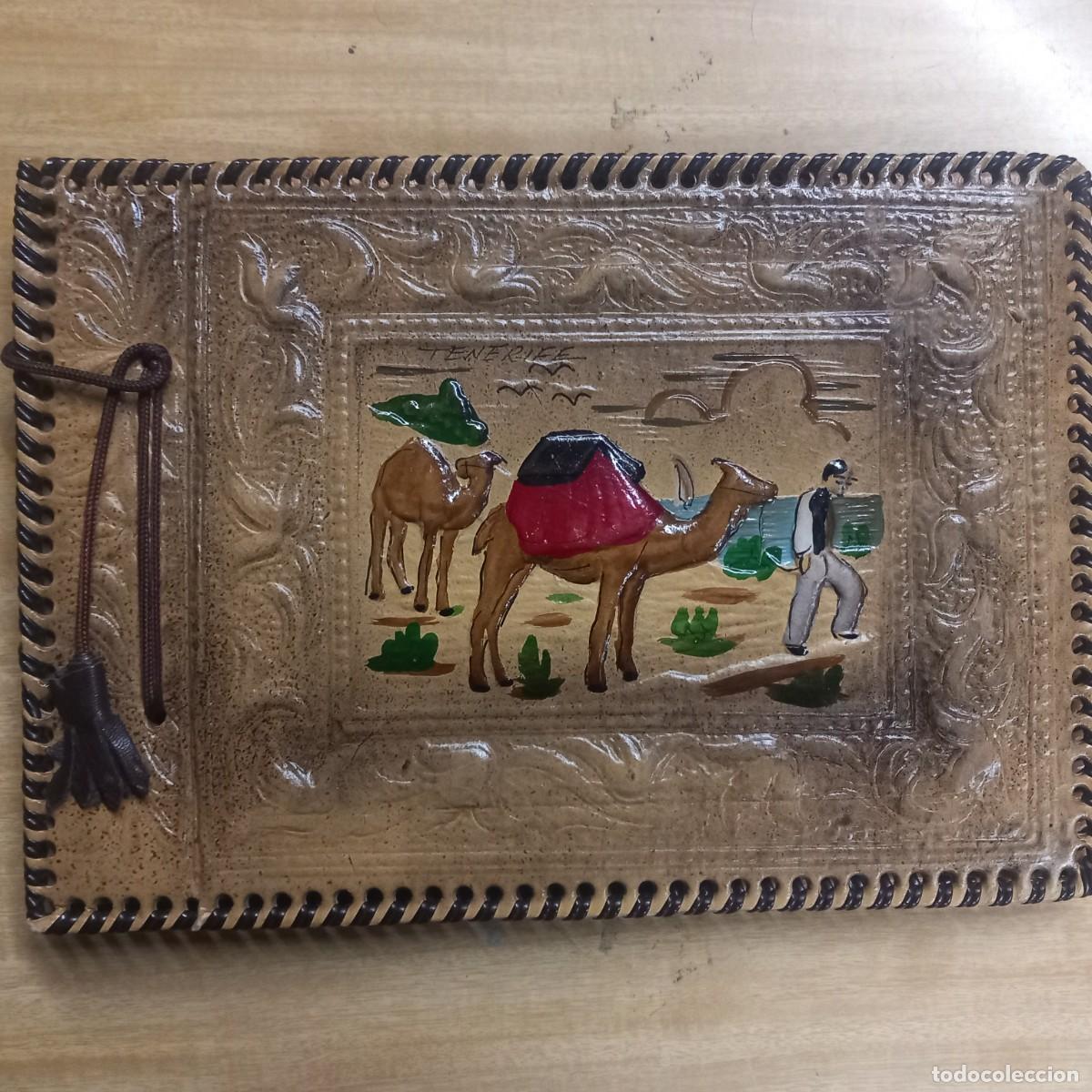 Alte Fotografie: Camellos - Album Para fotograf&iacute;as - artesano piel repujada Canarias - 40 pag. - 25 por 18 cms