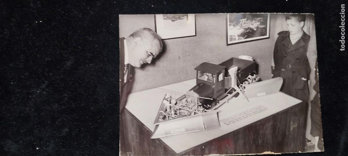 Alte Fotografie: Fotograf&iacute;a original de maquina que trabaja en las autopistas del Reich