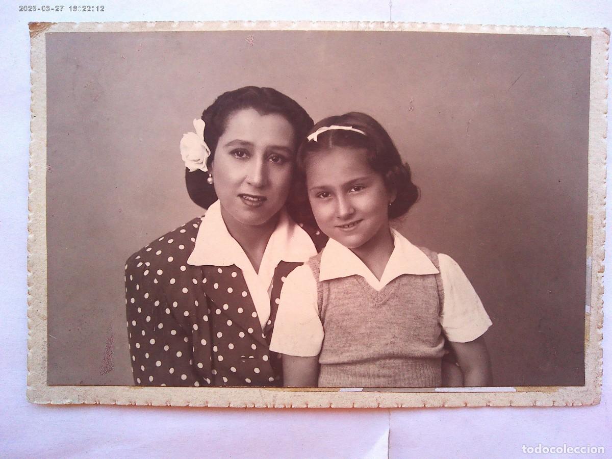Photographie ancienne: PRECIOSA FOTO DE SE&Ntilde;ORA CON NI&Ntilde;A , A&Ntilde;OS 40 . DE SERRANO , SEVILLA