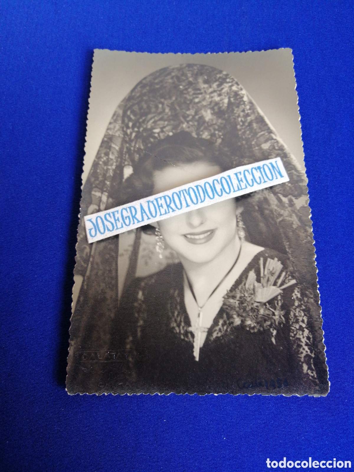 Antique Photography: CLAVARIESA POSANDO A&Ntilde;O 1950 SELLO FOTOGR&Aacute;FICO CALATAYUD
