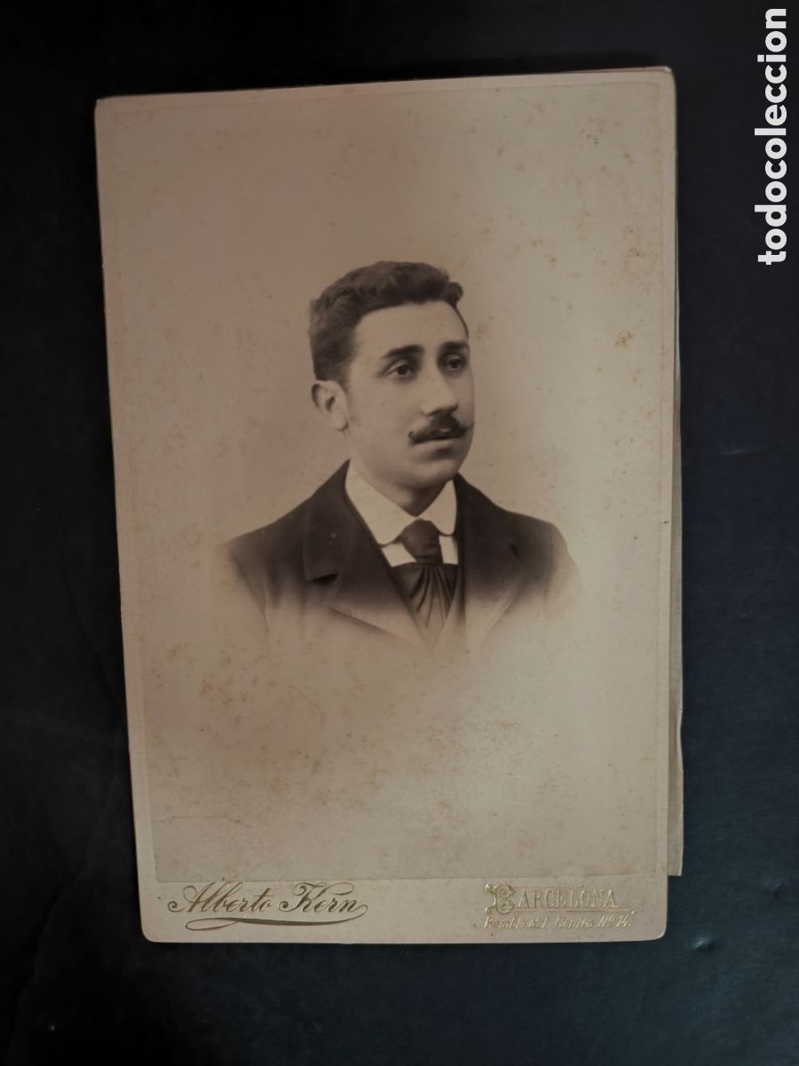 Fotograf&iacute;a antigua: Fotograf&iacute;a antigua tama&ntilde;o gabinete. Alberto Kern. Barcelona, finales s. XIX.