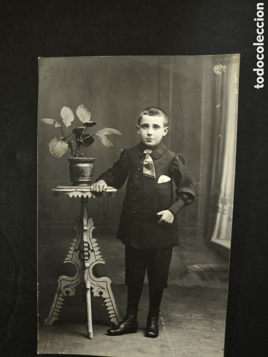 Fotograf&iacute;a antigua: Fotograf&iacute;a postal antigua. Guerra, Santiago de Compostela. Principios s. XX. Galicia.