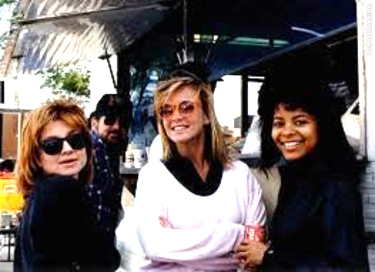 Fotograf&iacute;a antigua: KERRY NOONAN, JENIFFER COOKE Y RENEE JONES. ACTRICES. FOTOGRAFIA.