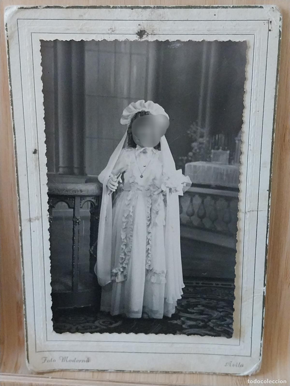 Fotograf&iacute;a antigua: NI&Ntilde;A COMUNION AVILA ESTUDIO FOTO MODERNA RUBIA RIZOS 13.2X8.5CMS SIN CARTON&Eacute; A&Ntilde;OS 40