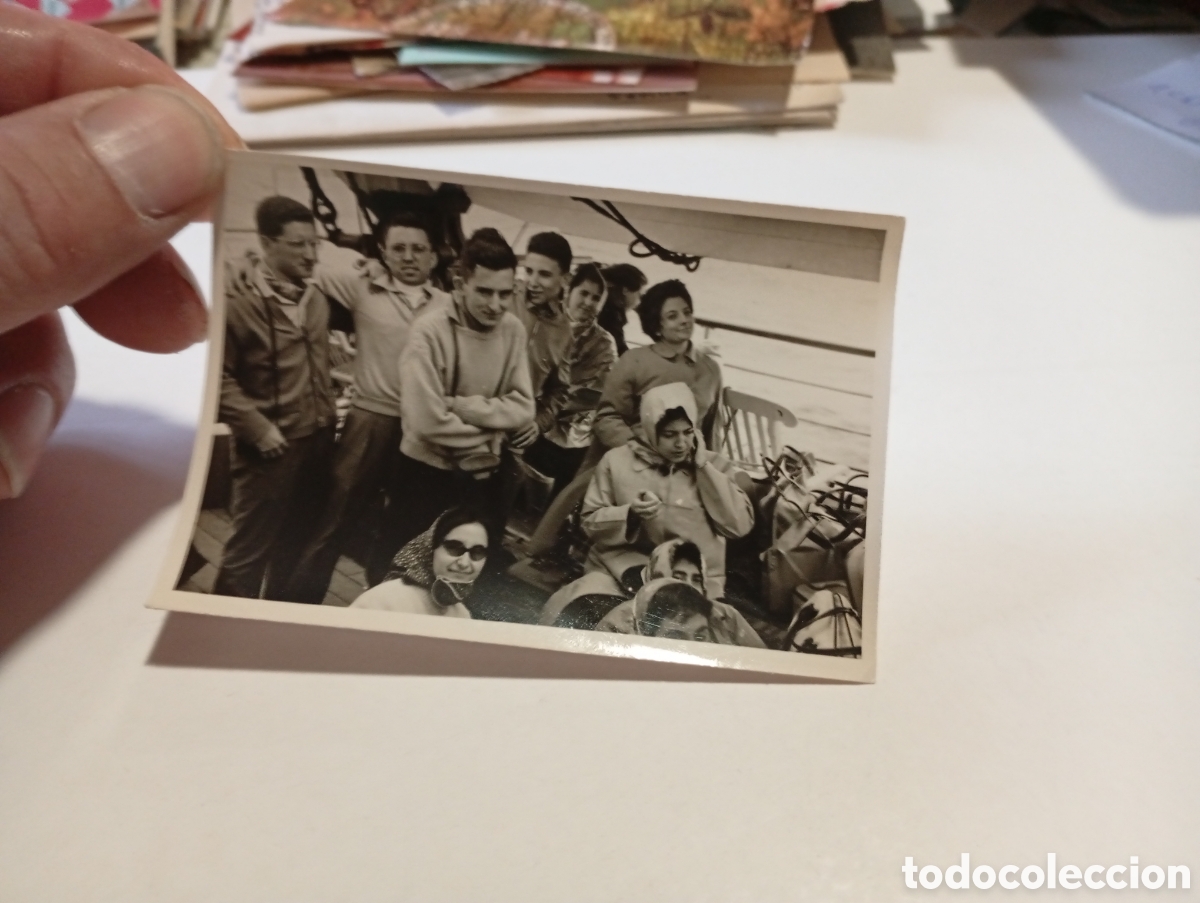 Fotograf&iacute;a antigua: Fotograf&iacute;a gente navegando