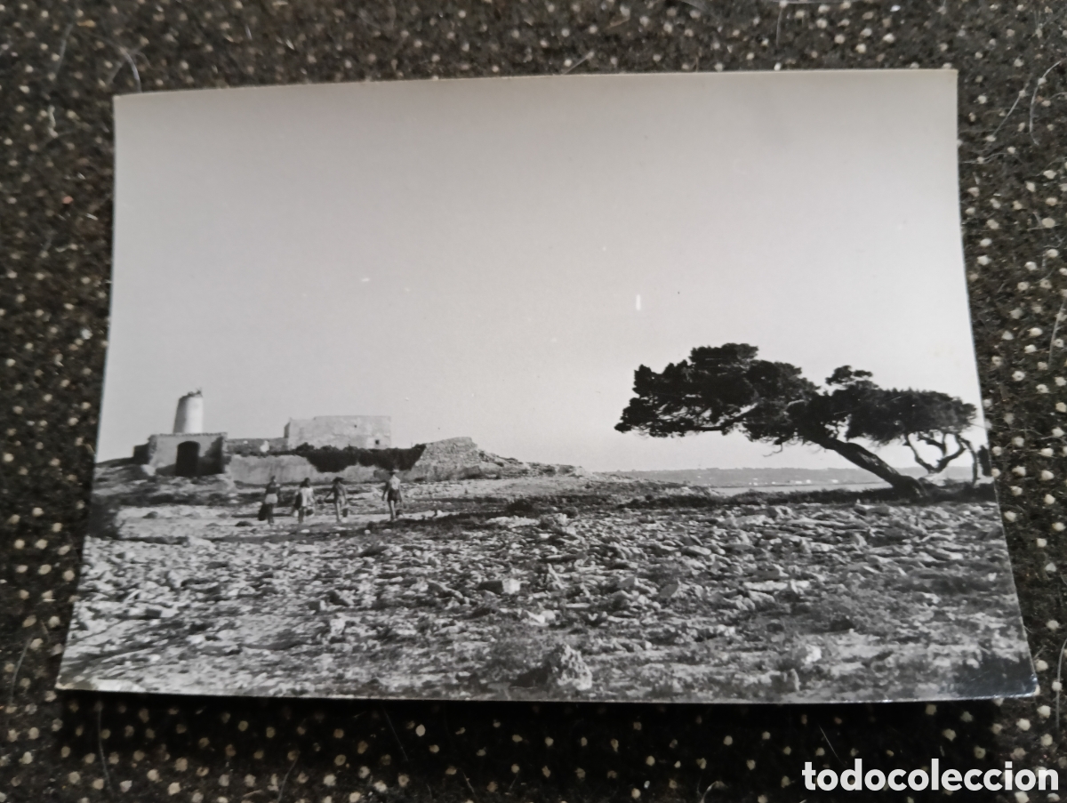 Fotograf&iacute;a antigua: Fotograf&iacute;a de las&nbsp;Ruinas del Antiguo Cargadero de Sal&nbsp;en la isla de&nbsp;Formentera, Islas Baleares, mide