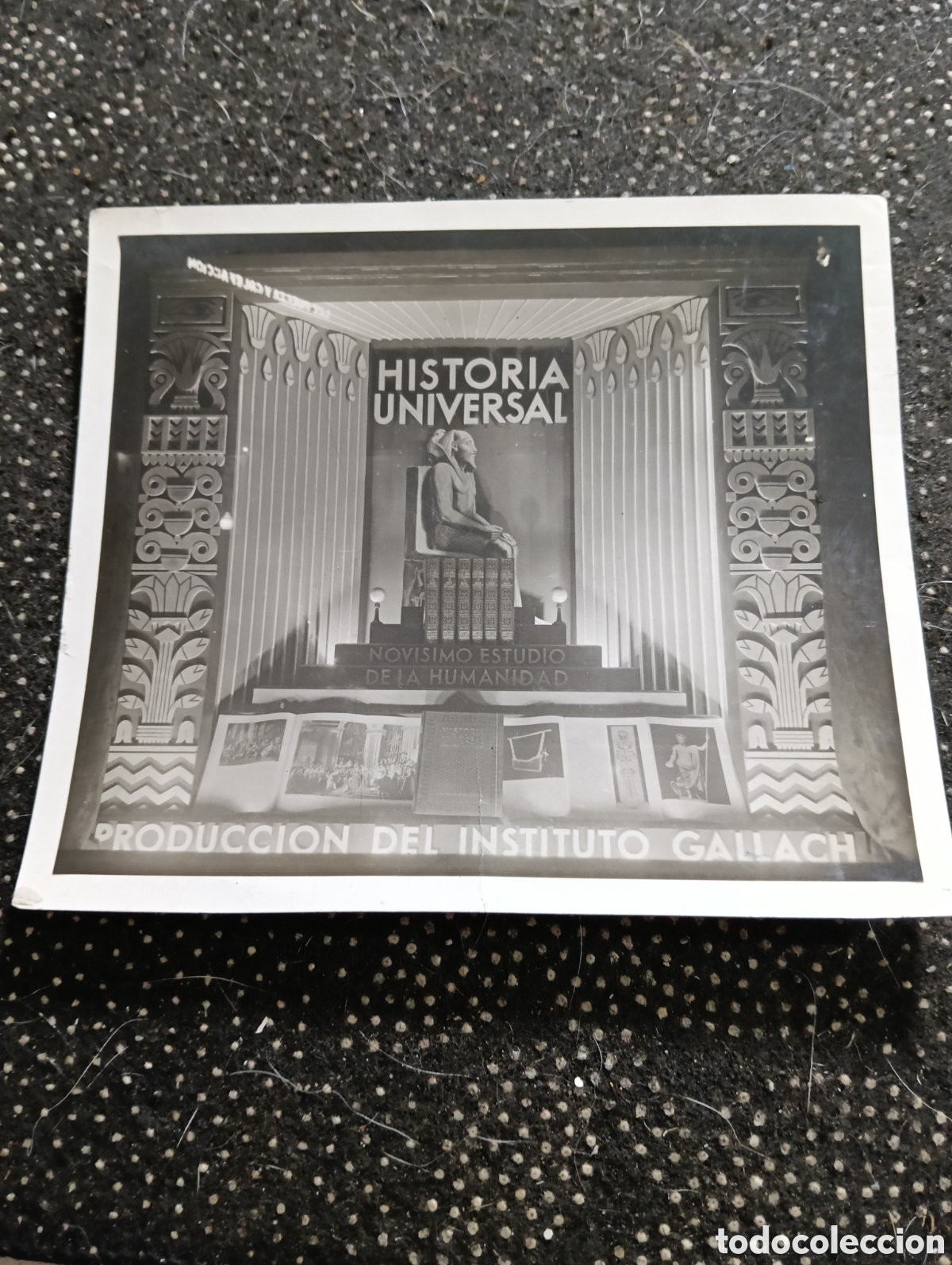 Fotograf&iacute;a antigua: Fotograf&iacute;a de la presentaci&oacute;n&nbsp;&rdquo;Historia Universal: Nov&iacute;simo Estudio de la Humanidad&rdquo;, publicada por