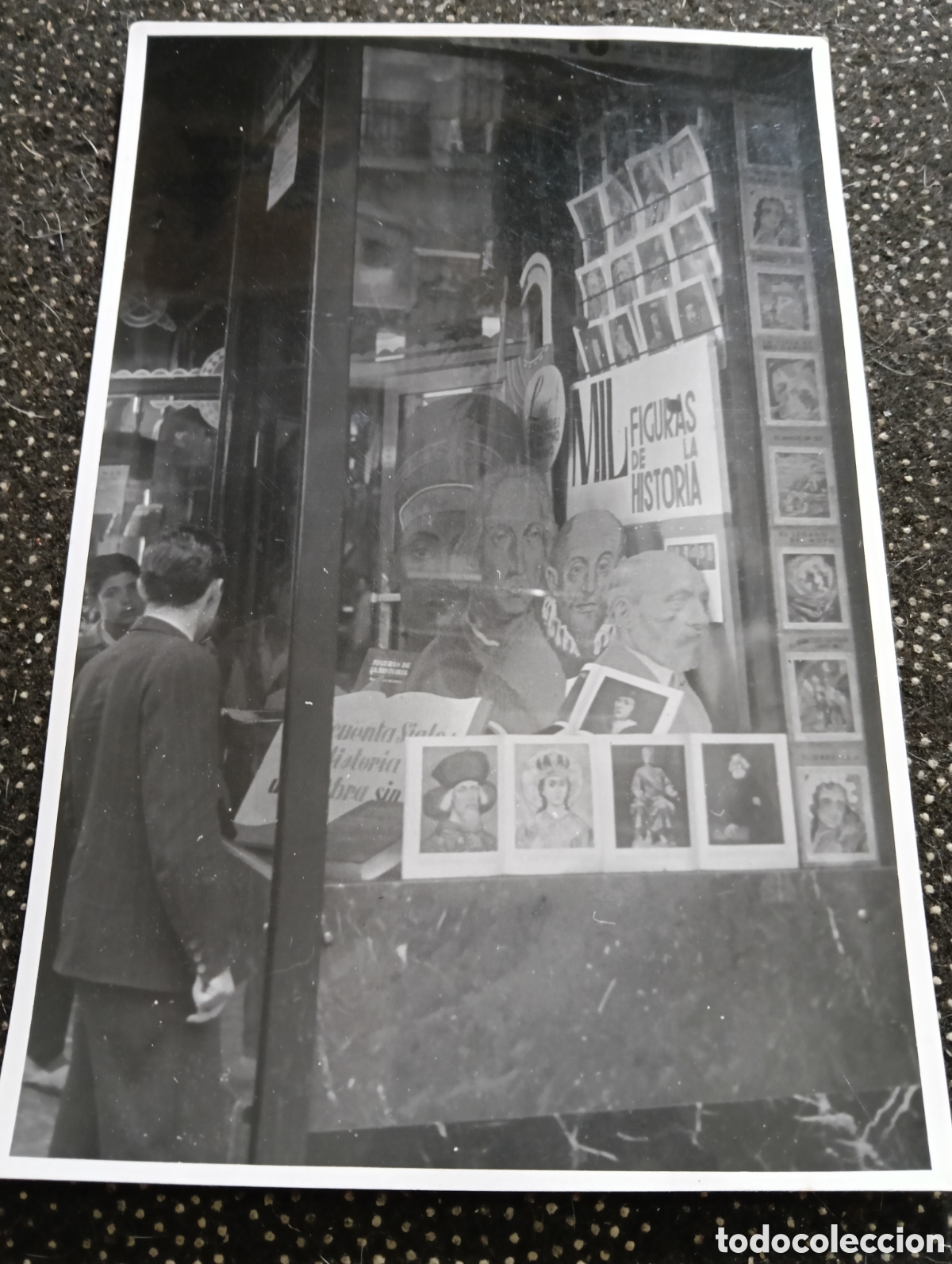 Fotograf&iacute;a antigua: Fotograf&iacute;a de la Exposici&oacute;n Mil Figuras de la Historia, Organizaci&oacute;n Bello de Valencia, Agosto de 19