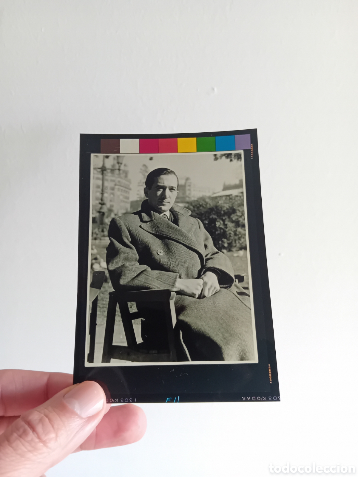 Fotograf&iacute;a antigua: DIAPO PLACA MEDIO FORMATO EMPRESARIO LALE SOKOLOV, SUPERVIVIENTE DEL HOLOCAUSTO. A&Ntilde;OS 90