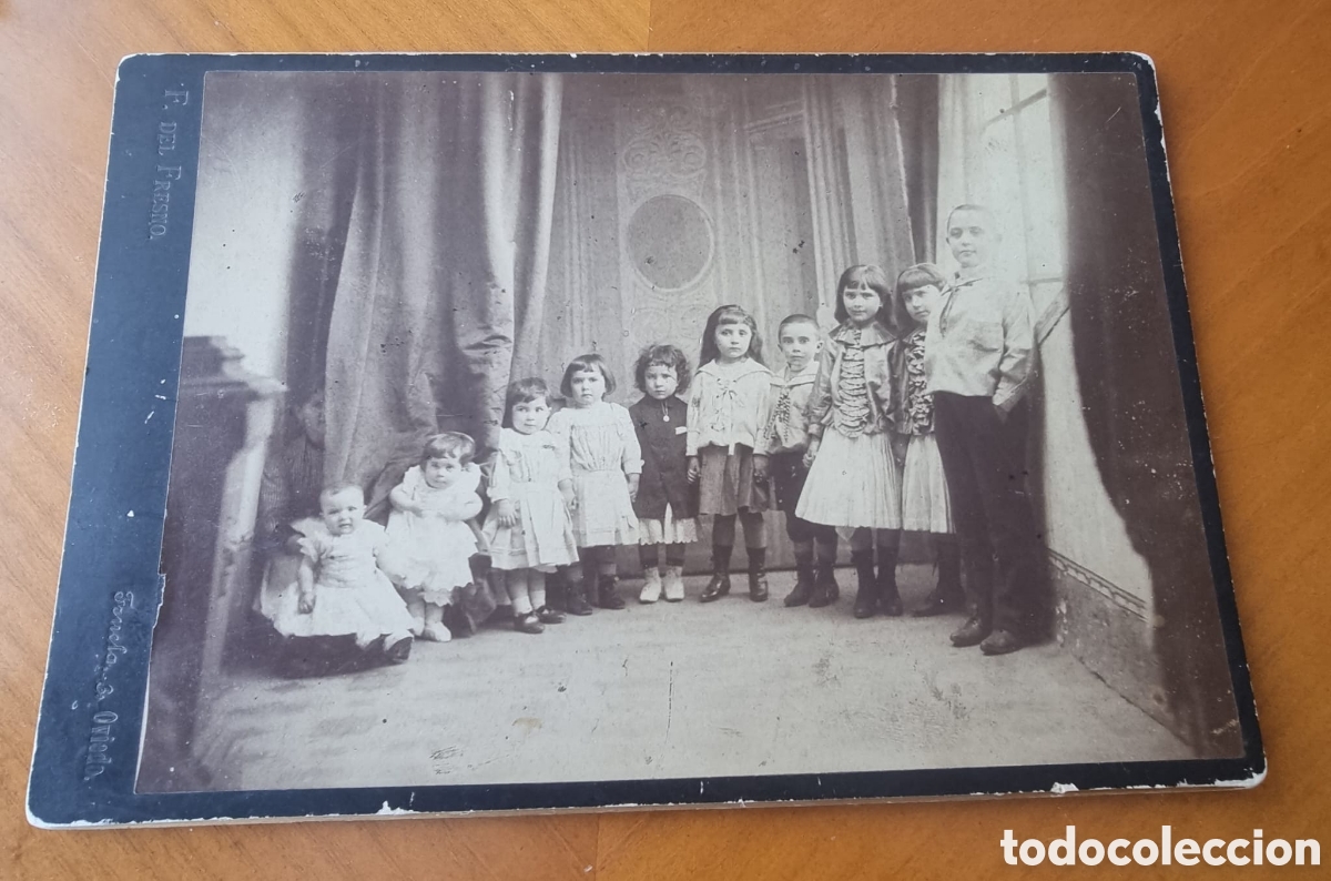 Fotograf&iacute;a antigua: Foto Oviedo Asturias fot&oacute;grafo Fruela bonita foto