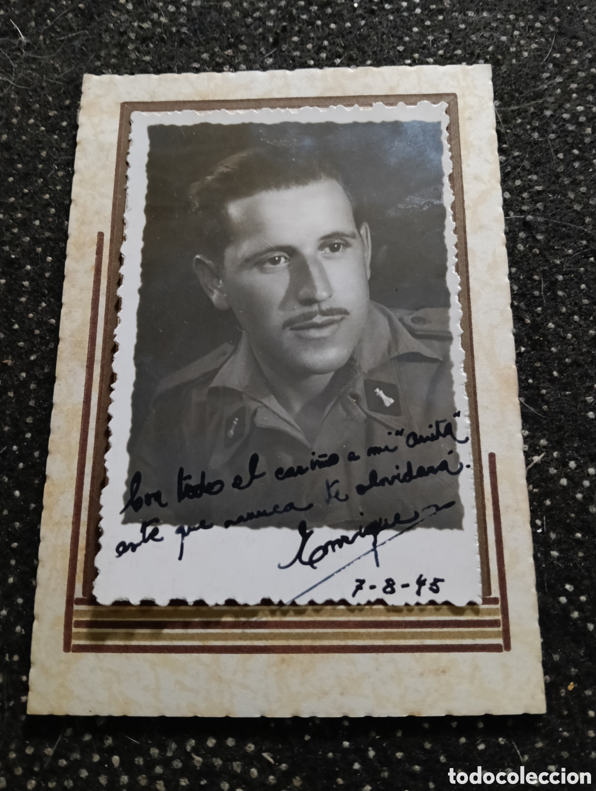 Fotograf&iacute;a antigua: Fotograf&iacute;a de un soldado en 1945