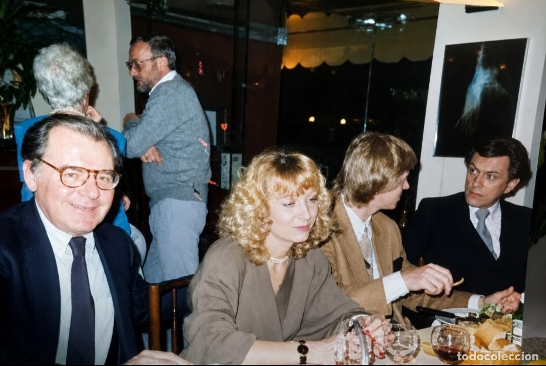 Fotograf&iacute;a antigua: foto en cena privada de Tomsoni . Franco Contigliosi y otros