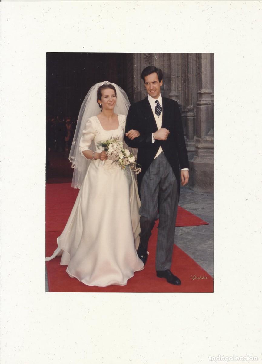 Fotograf&iacute;a antigua: Duques de Lugo. Boda. 1995. Jaime de Marichalar y Infanta Elena de Borb&oacute;n. Fotograf&iacute;a. 17,5x12,5 cm.