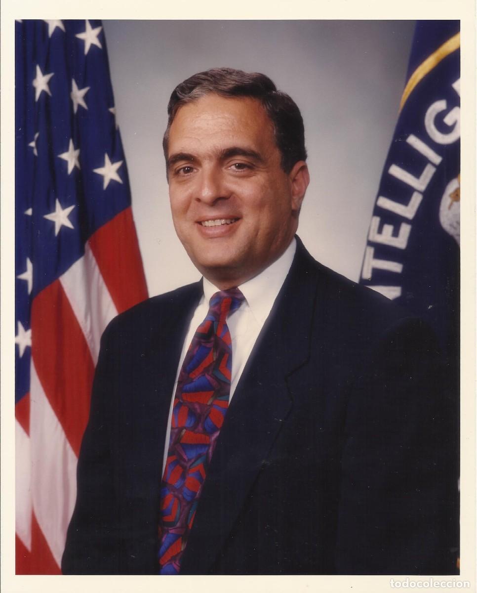 Fotograf&iacute;a antigua: George Tenet. Fotograf&iacute;a Director CIA (1997-2004). USA. 1997. 25,5x20,5 cm. Papel Kodak.