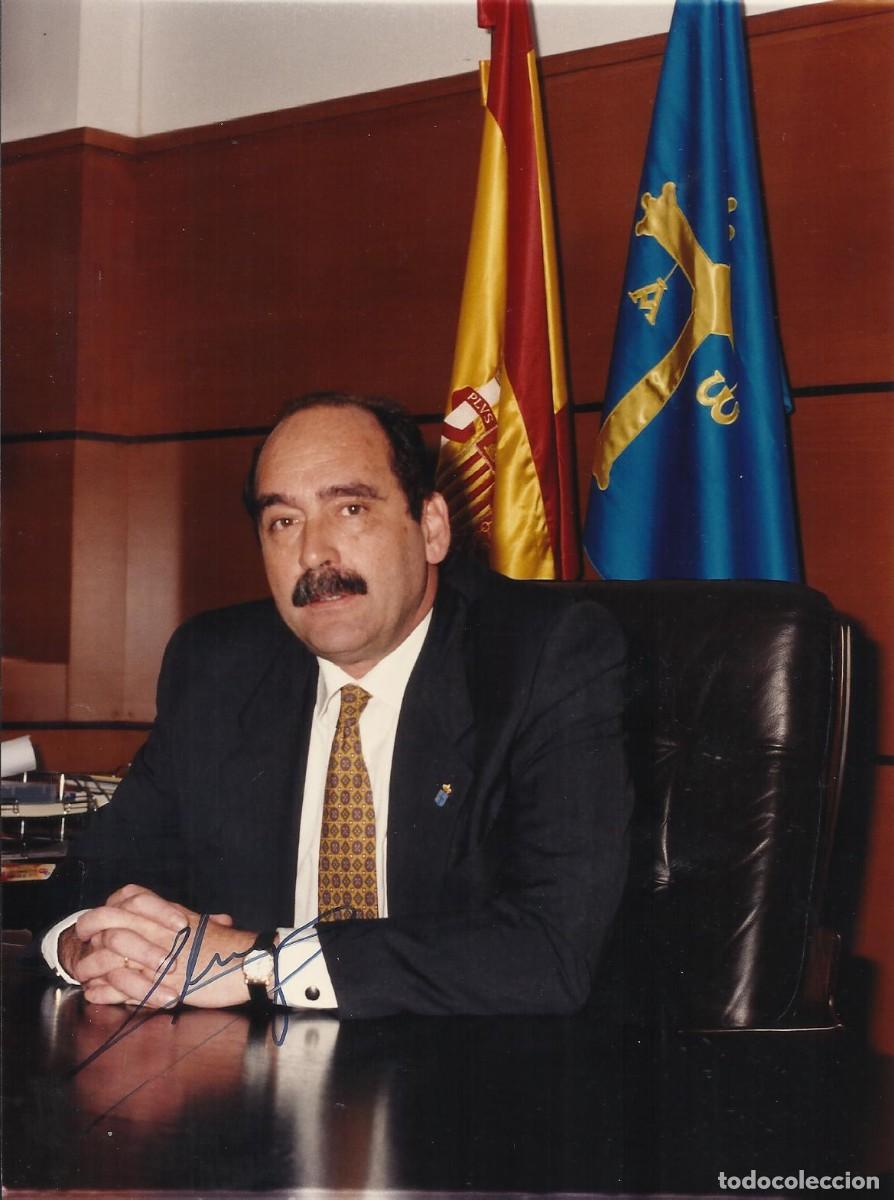 Fotograf&iacute;a antigua: Sergio Marqu&eacute;s. Presidente Gobierno Asturias (1995-1999). Fotograf&iacute;a firmada. 1995. Maxfer. Oviedo.