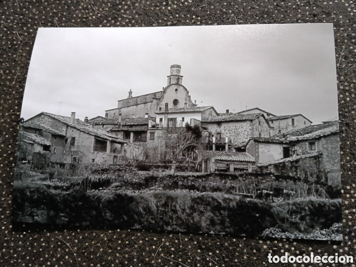 Fotograf&iacute;a antigua: Fotograf&iacute;a de SANT BOY, SOTA LA PLUJA EL LLU&Ccedil;ANES 26-12-1959 - est&aacute; fotograf&iacute;a est&aacute; sacada de una di