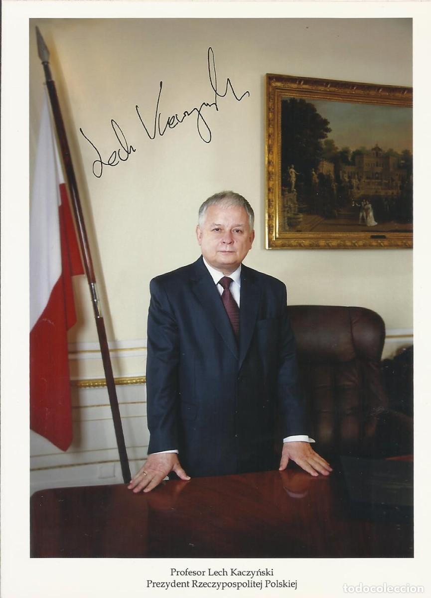 Fotograf&iacute;a antigua: Lech Kaczynski. Presidente Polonia (2005-2010). 2007. Fotograf&iacute;a firmada. Papel Kodak. 18x13 cm.