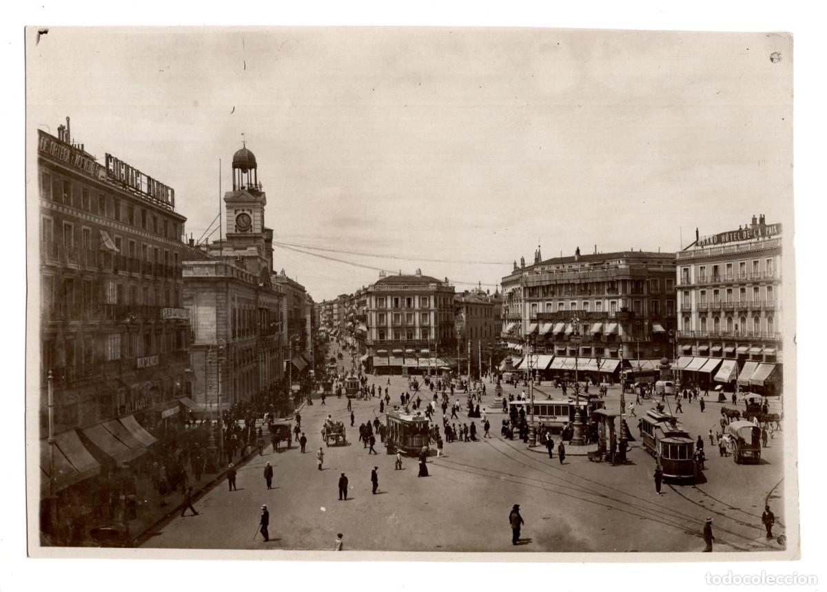 Photographie ancienne: MADRID.- PUERTA DEL SOL. ALREDEDOR DEL A&Ntilde;O 1890. MINISTERIO DE LA GOBERNACI&Oacute;N. RUIZ VERNACCI 24X16,5