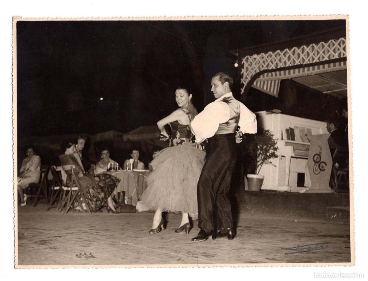 Antique Photography: CAPTURA UNA ESCENA DE BAILE. DANZA ESPA&Ntilde;OLA O DE FLAMENCO, D&Eacute;CADA DE 1950. 24,3X18,2. FOTO R. FRAILE