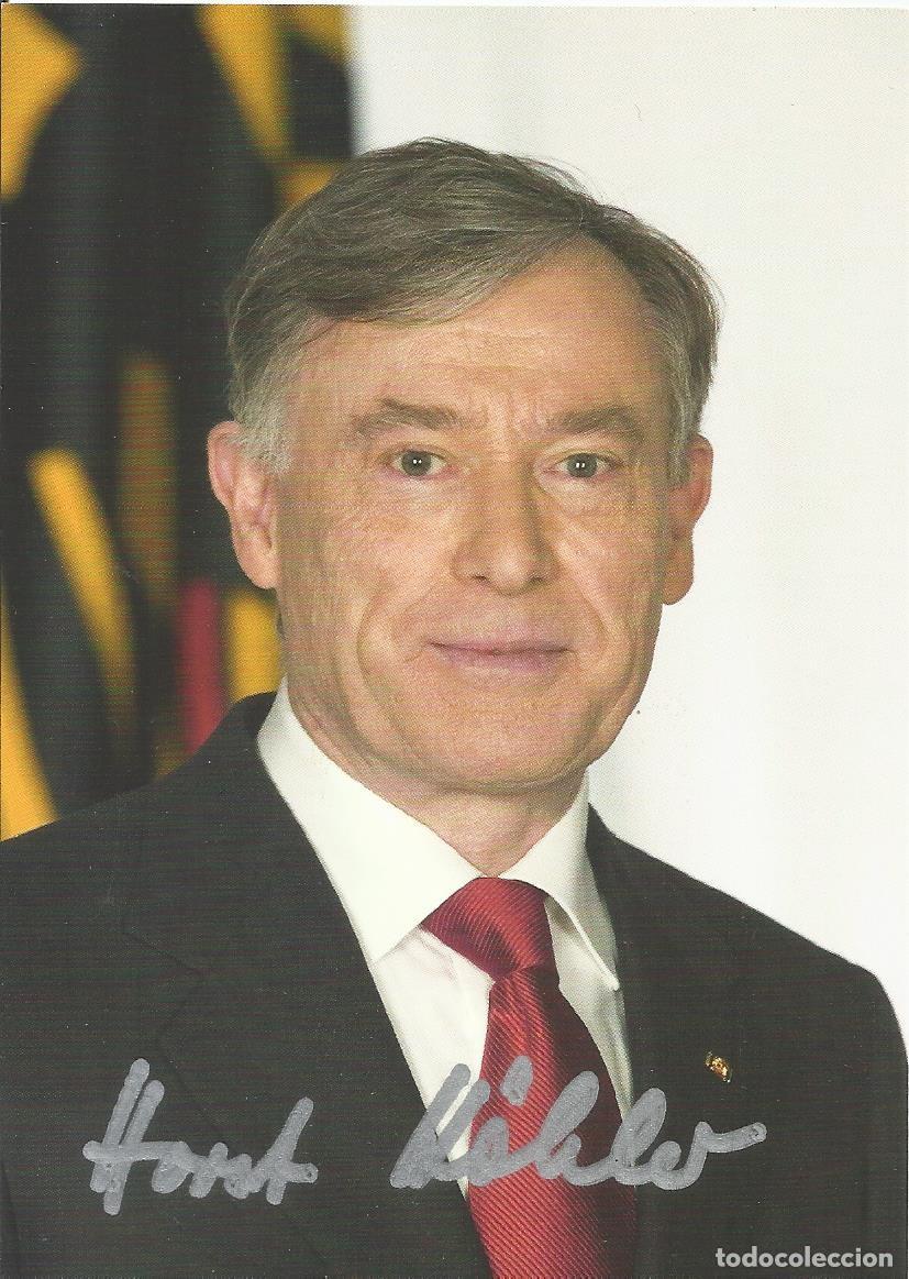 Fotograf&iacute;a antigua: Horst K&ouml;hler. Fotograf&iacute;a firmada. Presidente Alemania. Fotograf&iacute;a. 2009. 15x10,5 cm. En papel.