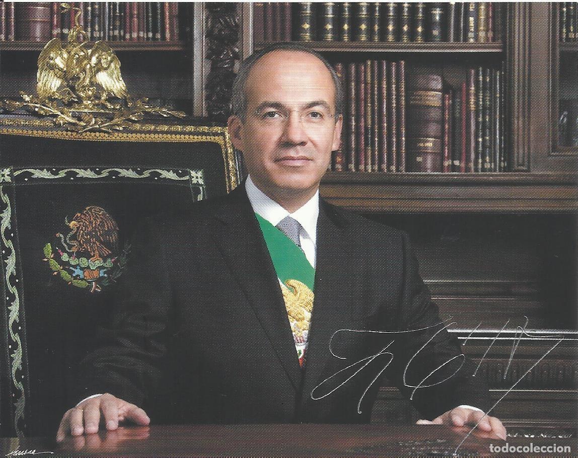 Fotograf&iacute;a antigua: Felipe Jes&uacute;s Calder&oacute;n. Presidente M&eacute;xico (2006-2012). 2007. Fotograf&iacute;a firmada. Papel. 11,5x14,5 cm.