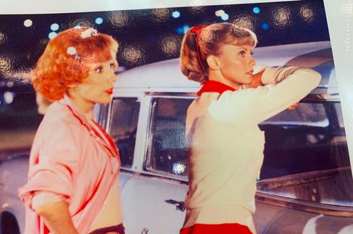 Fotograf&iacute;a antigua: DIDI CONN & OLIVIA NEWTON JOHN. FOTOGRAFIA.