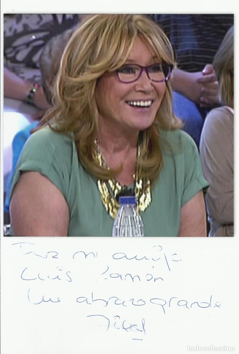 Fotograf&iacute;a antigua: Mila Xim&eacute;nez. Periodista y presentadora. &rdquo;S&aacute;lvame&rdquo;. Fotograf&iacute;a firmada y dedicada. 2011. 20x13,5 cm.