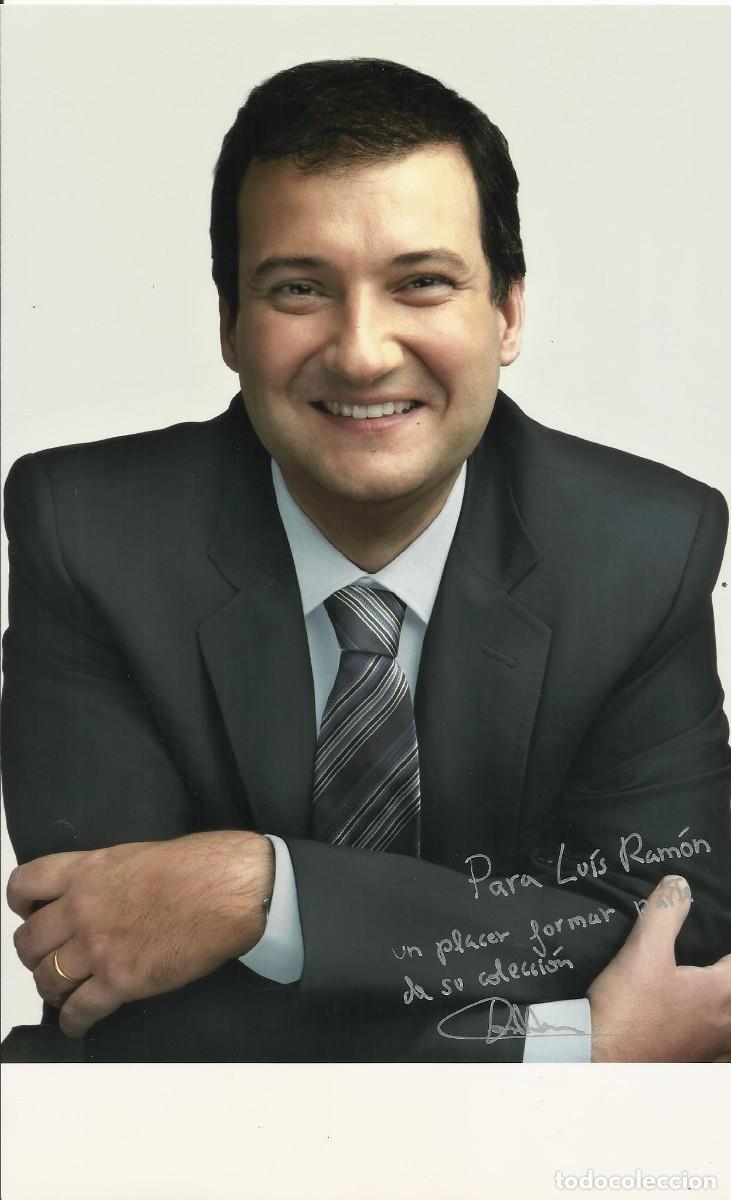 Fotograf&iacute;a antigua: Jordi Hereu. Alcalde de Barcelona. Fotografia firmada y dedicada. 25x16 cm. 2007. Fujicolor.