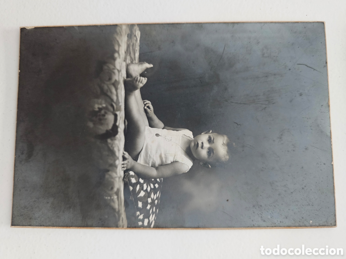 Fotograf&iacute;a antigua: Fotograf&iacute;a de ni&ntilde;o peque&ntilde;o Estudio Fotogr&aacute;fico Joan Belda 1890s 1920s