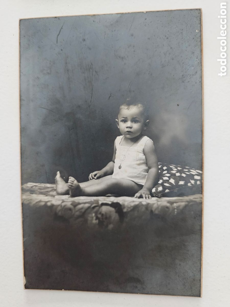 Fotograf&iacute;a antigua: Fotograf&iacute;a de ni&ntilde;o peque&ntilde;o Estudio Fotogr&aacute;fico Joan Belda 1890s 1920s