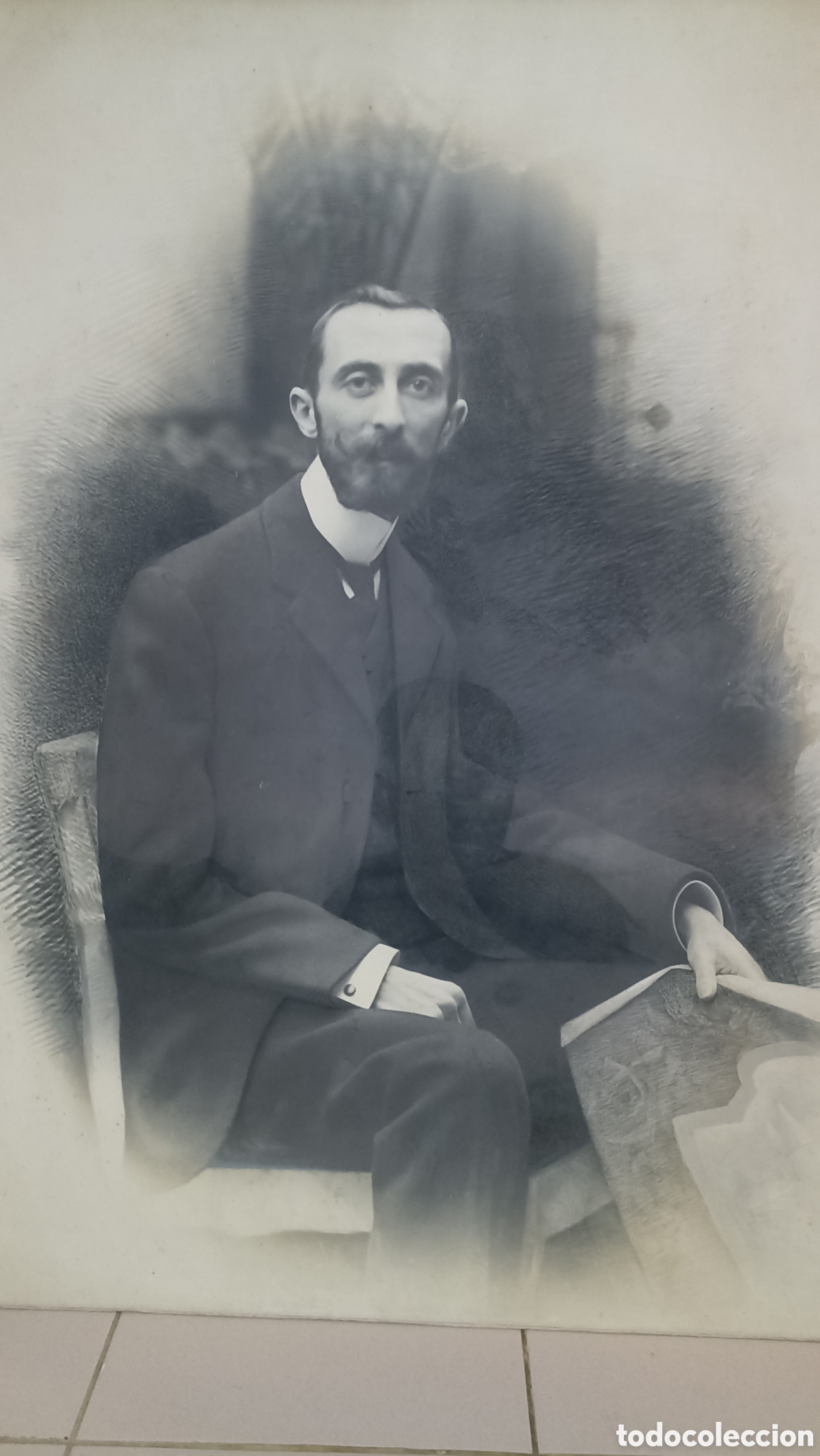 Fotograf&iacute;a antigua: Magn&iacute;fico Retrato Burgu&eacute;s de Gran Formato &ndash; &Eacute;poca Fin de Siglo (c. 1900)