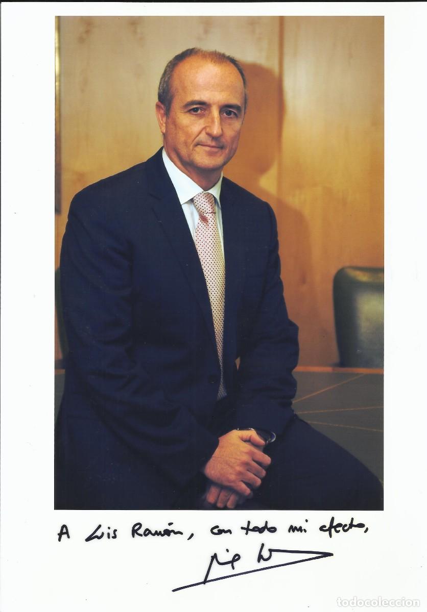 Fotograf&iacute;a antigua: Miguel Sebasti&aacute;n. Ministro de Industria, Turismo (2008-11). Fotografia firmada y dedicada. 2008.