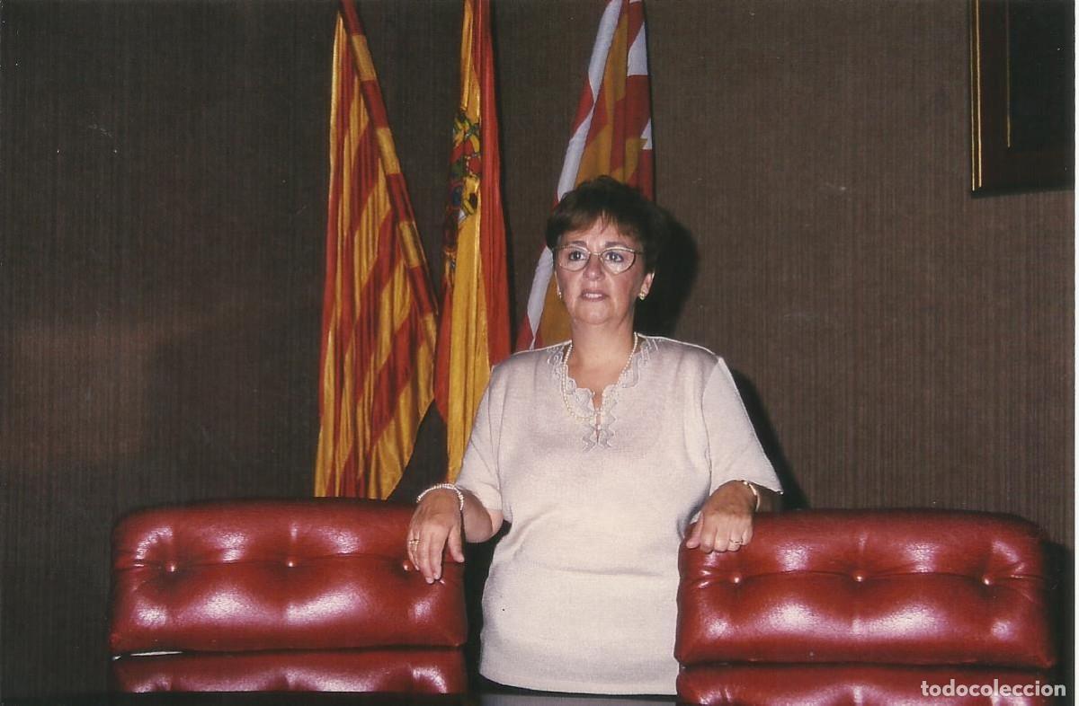 Fotografia antica: Cristina Real. Alcaldesa Cerdanyola del Vall&eacute;s. Fotografia firmada detr&aacute;s. 1997. 10x15 cm.
