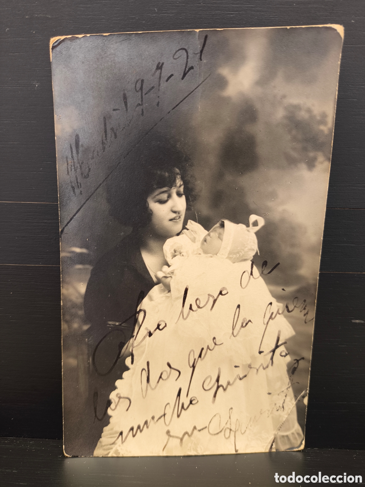 Fotograf&iacute;a antigua: Antigua postal fotogr&aacute;fica dedicada mujer beb&eacute; Estudio Fotogr&aacute;fico Hermanos Soriano Madrid 1921