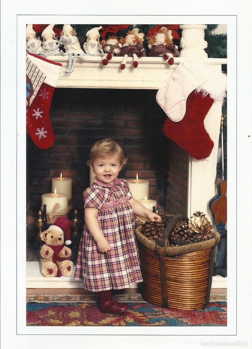 Fotograf&iacute;a antigua: Pr&iacute;ncipes de Asturias. Fotograf&iacute;a Leonor. Felicitaci&oacute;n Navidad 2006. D&iacute;ptico firmado. 22x16 cm.
